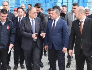 Bakan Özhaseki: Konutları yıl sonuna kadar teslim edeceğiz