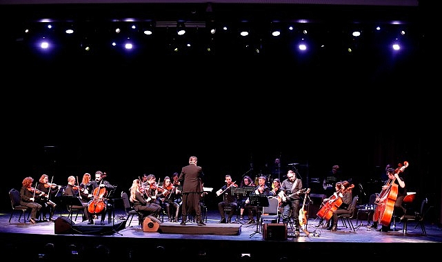 Bukalemun Senfonik Anadolu Rock Konseri