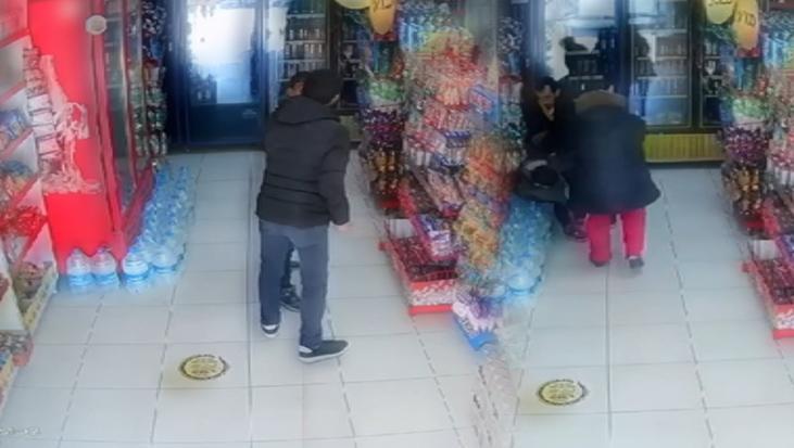 İstanbul Esenyurt'ta 12 yaşındaki çocuğa yapılan saldırı güvenlik kamerasına yansıdı