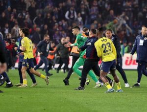 Fenerbahçe-Trabzonspor Maçında Soyunma Odasında Neler Yaşandı?