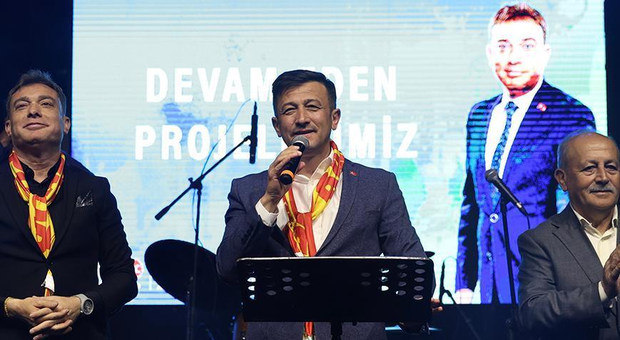 Hamza Dağ: Bayındır'a Yeni Hastane Müjdesi Verdi