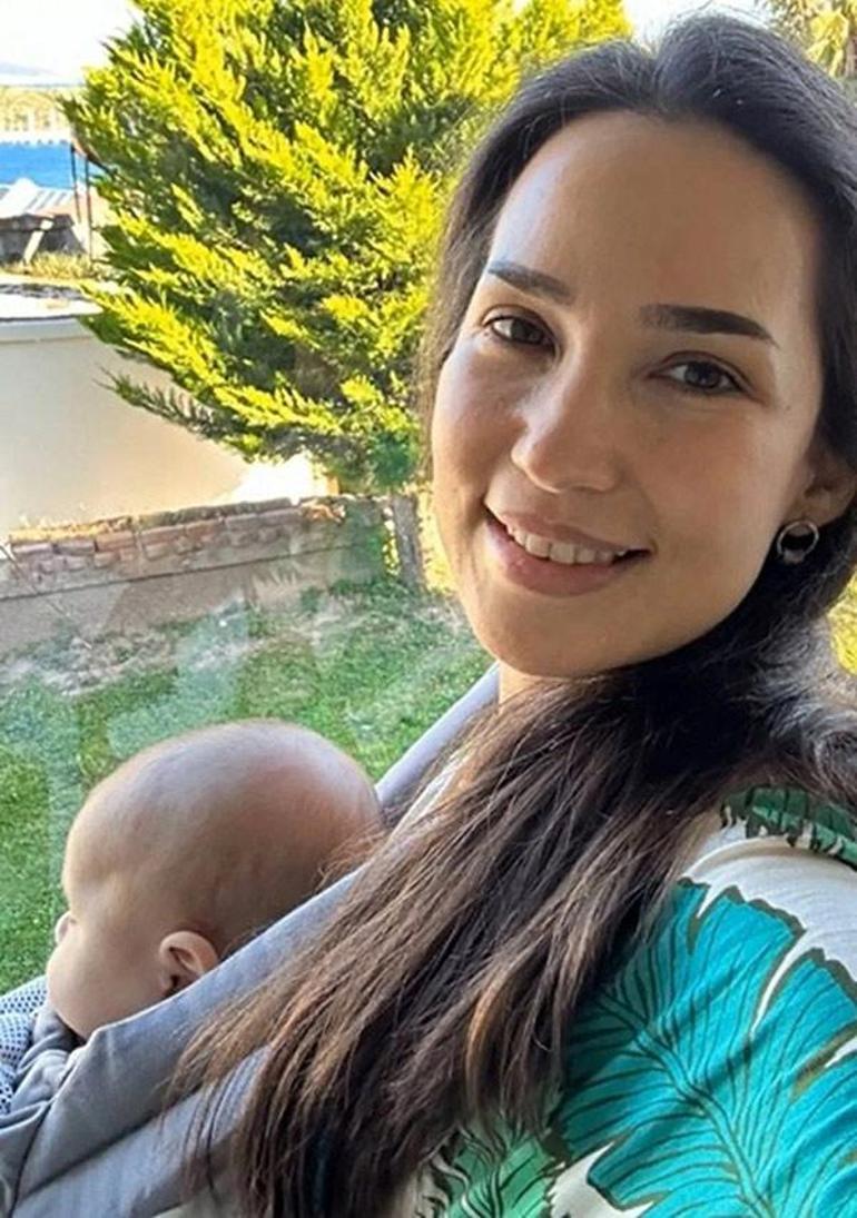 İpek Açar'ın Mutlu Ailesi