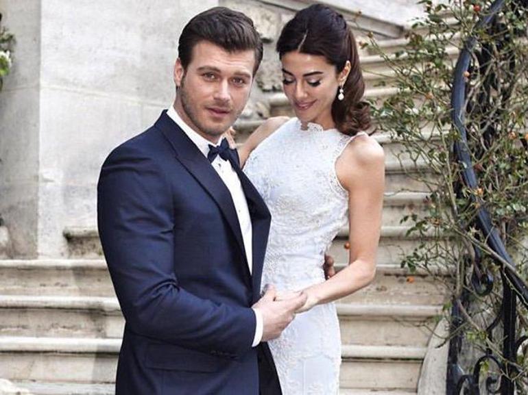 Kıvanç Tatlıtuğ ve Başak Dizer Olaylı Geceden Arka Kapıdan Kaçtı