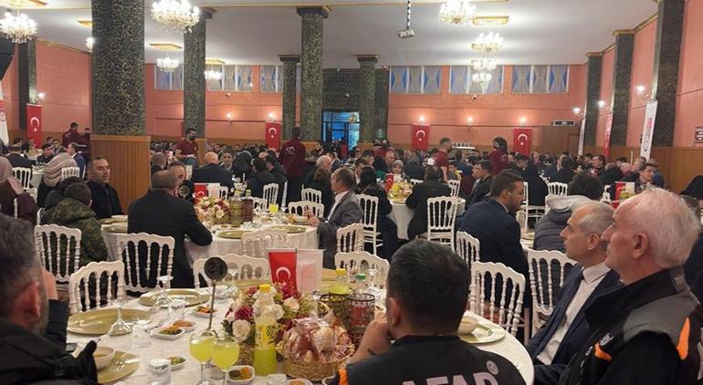 Milli Savunma Bakanı Yaşar Güler, Bayburt'ta Şehit Aileleri ve Gazilerle Bir Araya Geldi