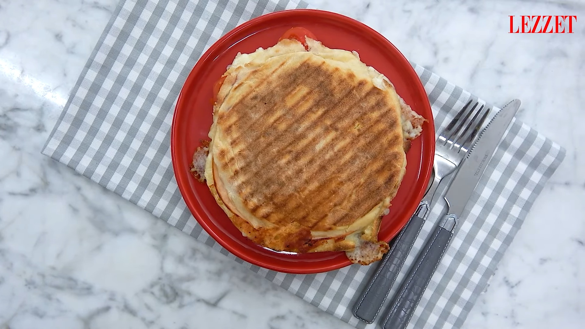 Tok Tutan Sahur Tostu Tarifi