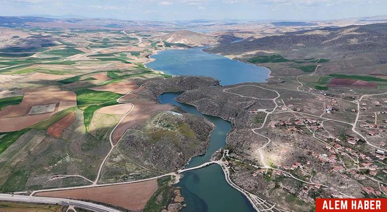 Bayram Tatilinde Çeşnigir Köprüsü Ziyaretçi Akınına Uğruyor
