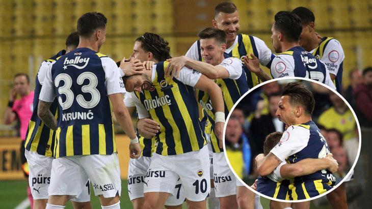 Futbol Sahalarından Titanic Gemisine: Çalkantılı Bir Dönemde Türk Futbolu