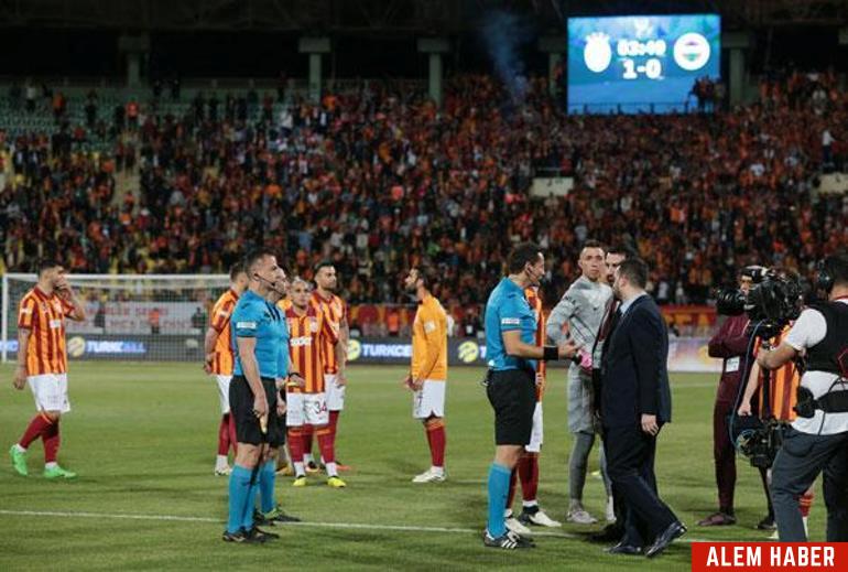 Rasim Öztekin'in Kızı Pelin Öztekin