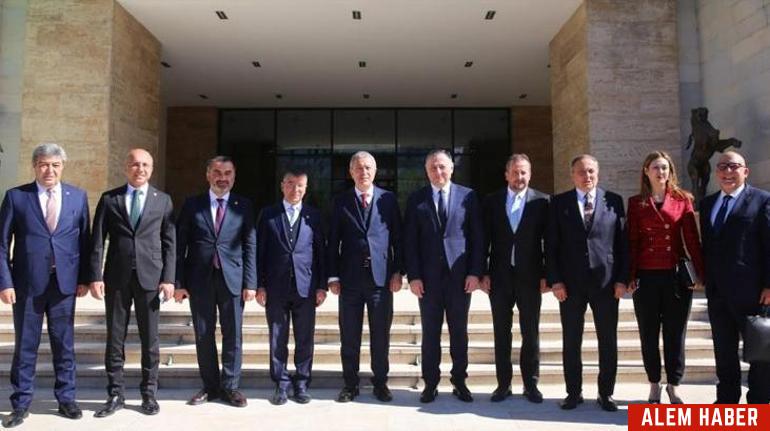 TBMM Milli Savunma Komisyonu Başkanı Hulusi Akar Gürcistan'da İçişleri Bakanı ile Görüştü