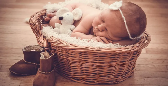 Rüyada Kar Topu Oynamak: Hayır mı, Şer mi?